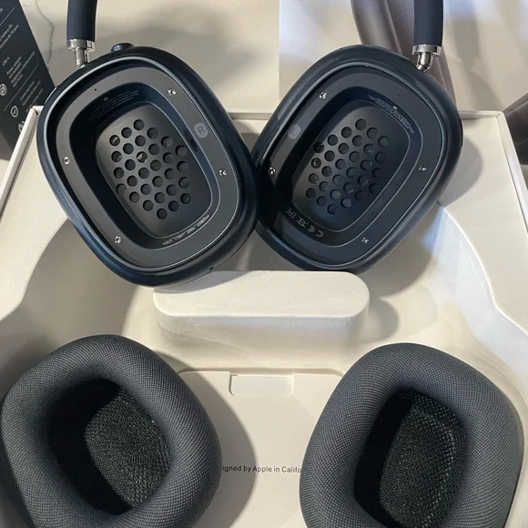 Airpod max